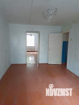 3-к квартира, вторичка, 58м2, 1/9 этаж