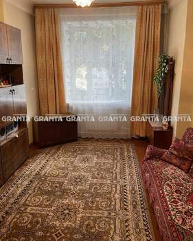 2-к квартира, вторичка, 52м2, 1/4 этаж