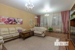 4-к квартира, вторичка, 128м2, 6/9 этаж