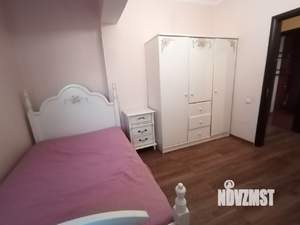 4-к квартира, вторичка, 137м2, 8/17 этаж