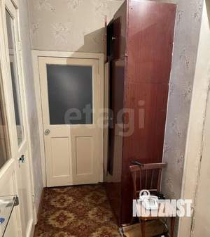 2-к квартира, вторичка, 52м2, 1/4 этаж