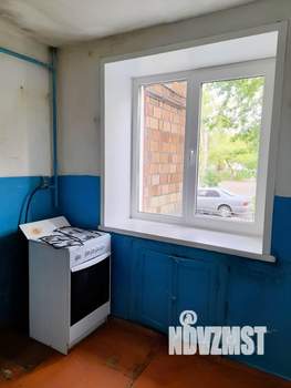 3-к квартира, вторичка, 58м2, 1/9 этаж