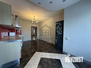 3-к квартира, вторичка, 102м2, 7/7 этаж