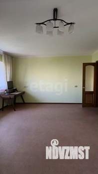 2-к квартира, вторичка, 61м2, 6/9 этаж