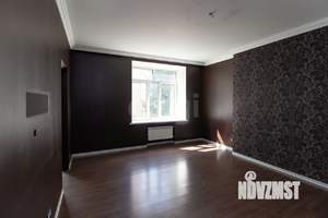 4-к квартира, вторичка, 143м2, 3/8 этаж