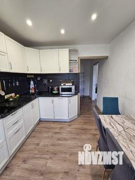 2-к квартира, вторичка, 59м2, 1/10 этаж