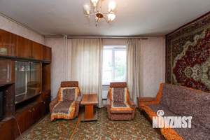 2-к квартира, вторичка, 54м2, 1/9 этаж
