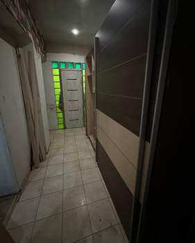 3-к квартира, вторичка, 69м2, 1/5 этаж