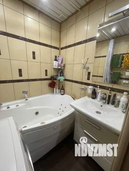 4-к квартира, вторичка, 79м2, 10/10 этаж