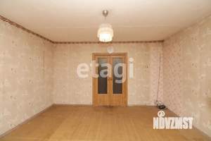 4-к квартира, вторичка, 78м2, 1/9 этаж