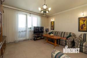 4-к квартира, вторичка, 82м2, 8/10 этаж