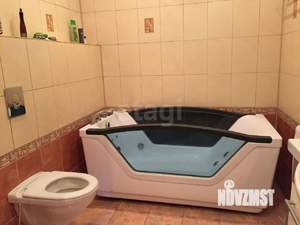 3-к квартира, вторичка, 100м2, 2/10 этаж