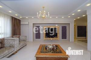 4-к квартира, вторичка, 196м2, 9/10 этаж