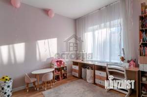 3-к квартира, вторичка, 92м2, 9/10 этаж