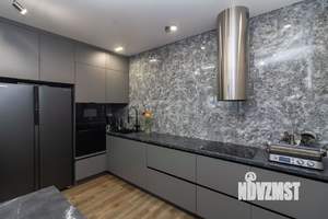 4-к квартира, вторичка, 121м2, 9/21 этаж