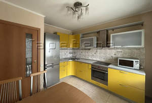 2-к квартира, вторичка, 60м2, 2/10 этаж