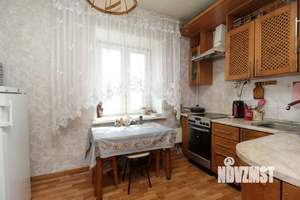 4-к квартира, вторичка, 75м2, 6/9 этаж