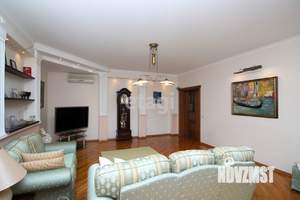 4-к квартира, вторичка, 145м2, 2/4 этаж