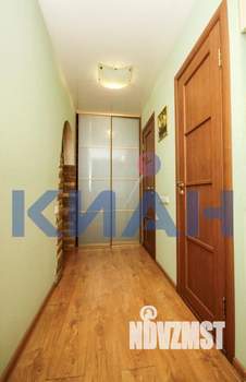 2-к квартира, вторичка, 51м2, 1/10 этаж