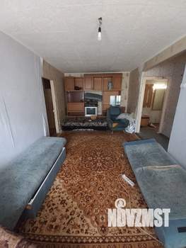 2-к квартира, вторичка, 45м2, 1/5 этаж