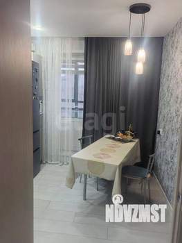 2-к квартира, вторичка, 58м2, 7/17 этаж