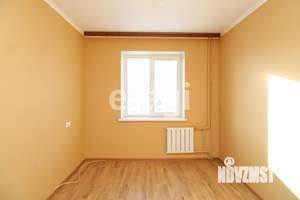 4-к квартира, вторичка, 82м2, 8/10 этаж