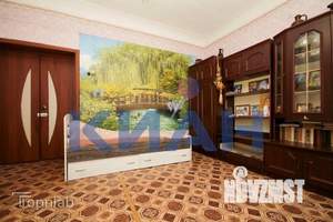 2-к квартира, вторичка, 62м2, 1/3 этаж