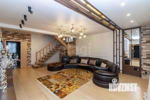 4-к квартира, вторичка, 152м2, 3/6 этаж