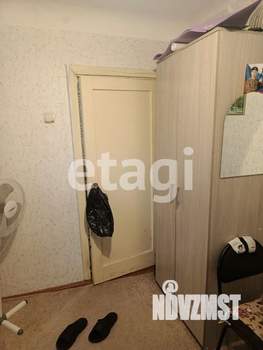 4-к квартира, вторичка, 64м2, 1/5 этаж