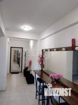 3-к квартира, вторичка, 70м2, 1/17 этаж