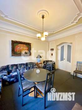 4-к квартира, вторичка, 93м2, 2/5 этаж