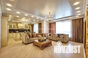 4-к квартира, вторичка, 200м2, 9/10 этаж