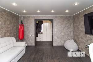 3-к квартира, вторичка, 64м2, 1/9 этаж