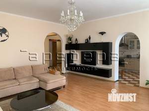 3-к квартира, вторичка, 118м2, 4/9 этаж