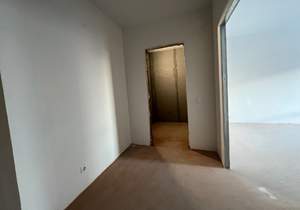 2-к квартира, вторичка, 57м2, 9/9 этаж