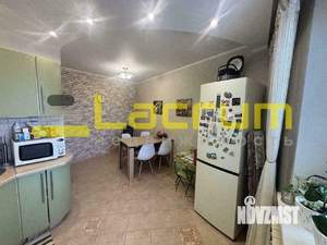 4-к квартира, вторичка, 84м2, 9/9 этаж