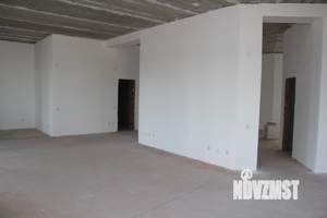 4-к квартира, вторичка, 160м2, 8/8 этаж