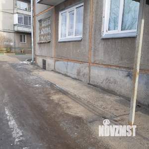 3-к квартира, вторичка, 50м2, 1/5 этаж