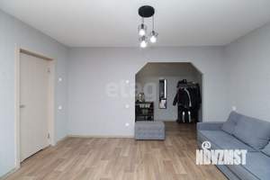 3-к квартира, вторичка, 62м2, 1/17 этаж