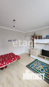 2-к квартира, вторичка, 40м2, 1/9 этаж