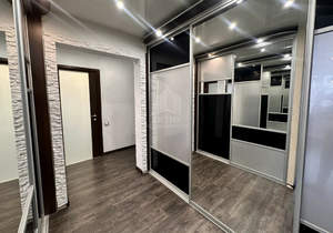 3-к квартира, вторичка, 81м2, 9/10 этаж