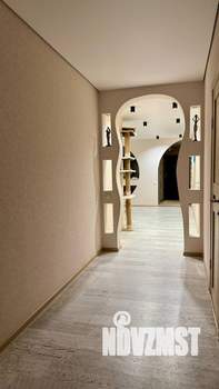 4-к квартира, вторичка, 140м2, 2/10 этаж