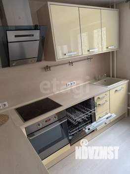 3-к квартира, вторичка, 82м2, 1/10 этаж