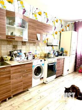 2-к квартира, вторичка, 54м2, 1/9 этаж