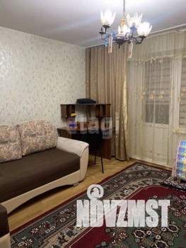 2-к квартира, вторичка, 53м2, 1/10 этаж