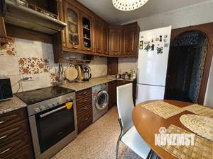 3-к квартира, вторичка, 63м2, 1/9 этаж