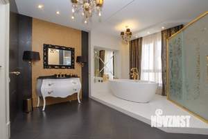 4-к квартира, вторичка, 200м2, 9/10 этаж