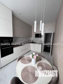 2-к квартира, вторичка, 61м2, 2/5 этаж