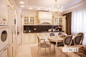 4-к квартира, вторичка, 200м2, 9/10 этаж