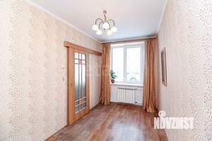 3-к квартира, вторичка, 56м2, 1/5 этаж